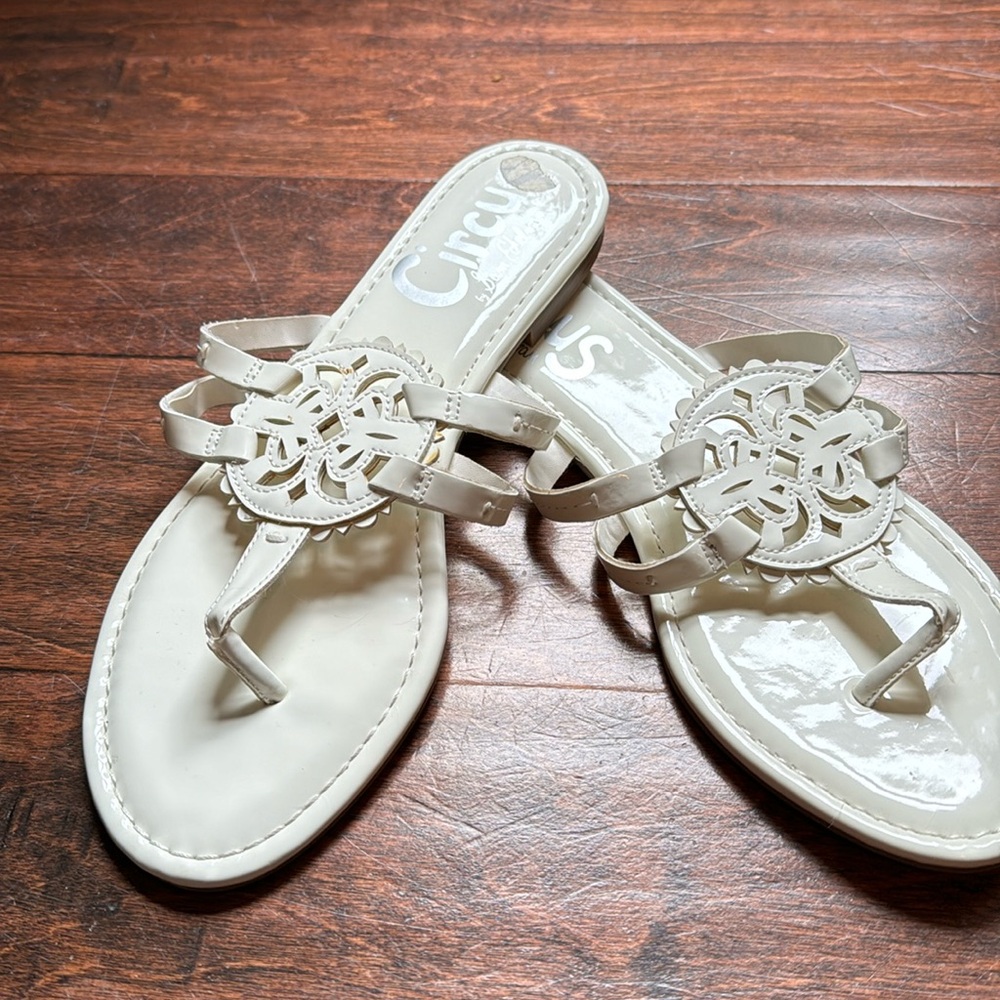 Circus by Sam Edelman size 10 Canyon Sandal - white